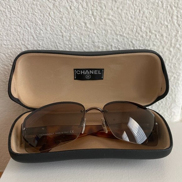 Chanel Rimless Brown Tortoise Sunglasses w/ Swarovski Crystals - Picture 1 of 3